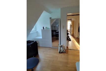 Kleiner versteckter Traum mit viel Grünfläche! Mehrfamilienhaus in 97074 Würzburg-Frauenland (ID 92)
