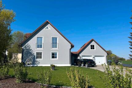 Einfamilienhaus - 2.400,00&nbsp;EUR Kaltmiete, ca.&nbsp; 144,00&nbsp;m&sup2; in Erding (PLZ: 85435)