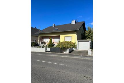 Stilvoll saniertes Einfamilienhaus in Hadamar