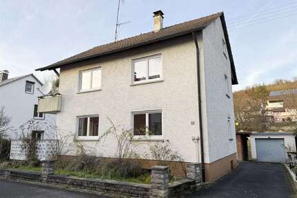 Haus zum Kaufen in Lauda-Königshofen-Unterbalbach 294.000,00 € 128 m²