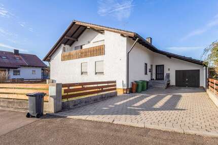 Haus zum Kaufen in Wettstetten 549.000,00 € 210 m²