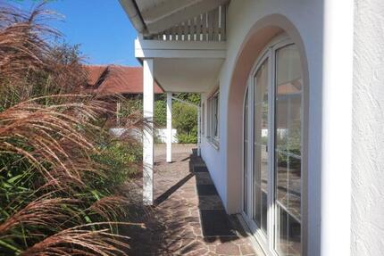 Einfamilienhaus mit Pool, Sauna und Einliegerwohnung - Simbach am Inn