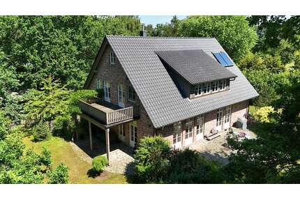 Haus zum Kaufen in Seevetal 1.400.000,00 € 285.61 m²