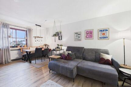 Zuhause im Herzen der Stadt – Renovierte 3-Zimmer-Wohnung mit Balkon! - Straubing