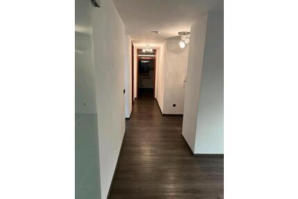 Schöne 3,5 Eigentumswohnung mit Küche - Lauchheim