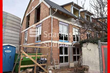 Wohnung zum Kaufen in Hochstadt 429.000,00 € 118.84 m²