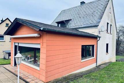 HETZERATH !!! Freistehendes Einfamilienhaus in ruhiger Lage !!!