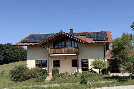 Haus zum Kaufen in Taching am See 1.175.000,00 € 230 m²