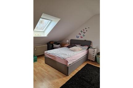 Schöne, helle 3Zimmer DG Wohnung zu vermieten - Beedenbostel
