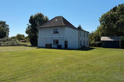 Immobilie mit viel Platz - 349.000,00&nbsp;EUR Kaufpreis, ca.&nbsp; 180,00&nbsp;m&sup2; in Berne (PLZ: 27804)