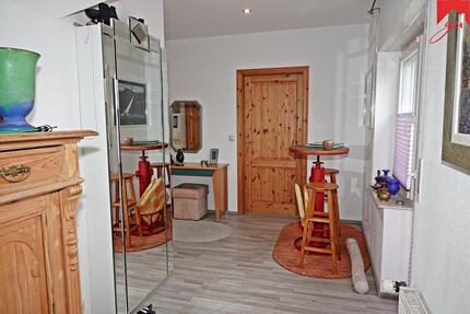 Tolle Obergeschosswohnung mit viel Platz mitten in Werdum - Esens