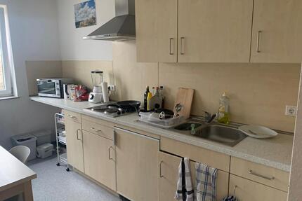 Schönes helles WG-Zimmer mit eigenem Bad o. DuscheWCWaschbecken - Gerbrunn