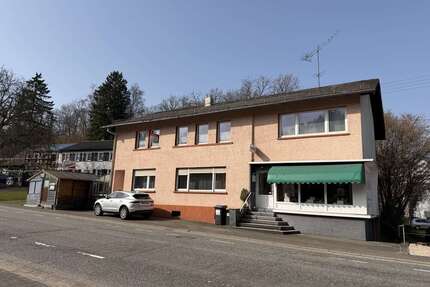 Haus zum Kaufen in Nohfelden 176.000,00 € 245 m²