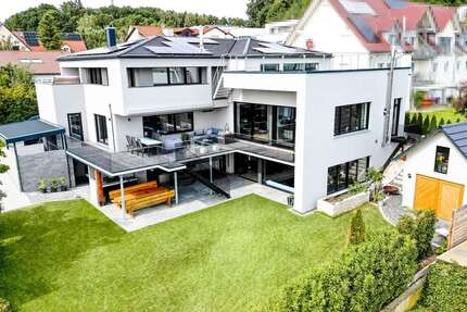 Haus zum Kaufen in Aichach 2.438.000,00 € 496.42 m²