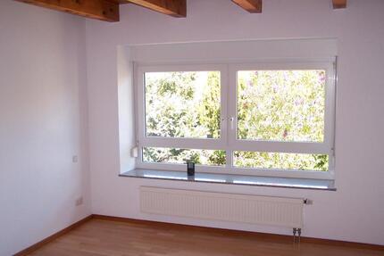 Galeriewohnung - 1.010,00&nbsp;EUR Kaltmiete, ca.&nbsp; 100,00&nbsp;m&sup2; in Uetze (PLZ: 31311)