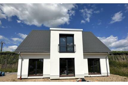 Modernes Einfamilienhaus in Rees - Wohnen mit Stil und Effizienz auf 1.250 m² Grundstück