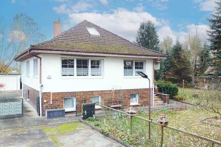 Zarrendorf: Großes Einfamilienhaus mit Ausbaupotenzial - ideal für Familie & Handwerker