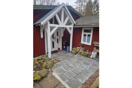 Ferienhaus auf 5.000 m² mit Teich und Obstbestand teilautark - Bad Tabarz