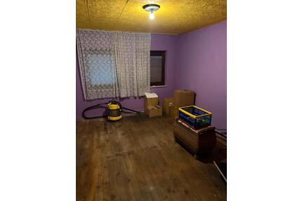 Haus zu verkaufen - 99.000,00&nbsp;EUR Kaufpreis, ca.&nbsp; 79,00&nbsp;m&sup2; in Saarlouis (PLZ: 66740)