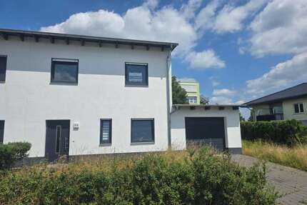 Haus zum Kaufen in Bitterfeld-Wolfen 295.000,00 € 125 m²