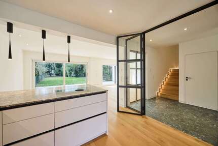 Haus zum Kaufen in München 3.100.000,00 € 150 m²