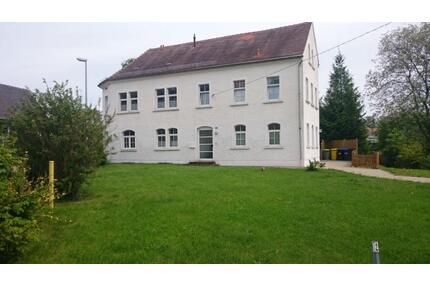 Ruhig wohnen mit Garten | schöne 2 Raum Wohnung sofort verfügbar - Großröhrsdorf