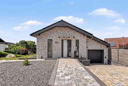 Haus zum Kaufen in Blankenheim 599.000,00 € 154 m²