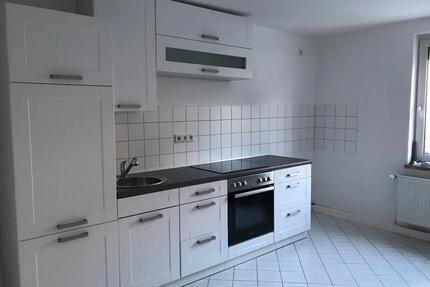 Große 5 Zi.- Wohnung - perfekt für WG - 2 Bäder; nähe Willi Bhf. - Kassel Bettenhausen