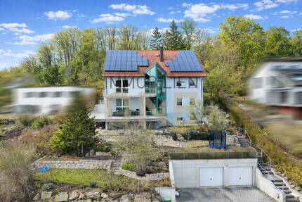 Großzügiges Ein-Zweifamilienhaus mit Panoramablick in begehrter Lage - Nittendorf Etterzhausen