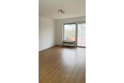Helle 2,5 Zimmer Wohnung in Ludwigshafen Oggersheim - Ludwigshafen am Rhein Ludwigshafen-Oggersheim