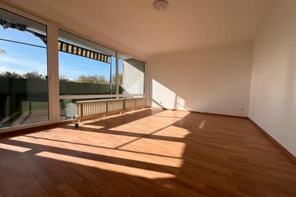 4 Zimmer Wohnung, Tageslichtbad, Gäste WC und Tiefgaragenplatz - Achim