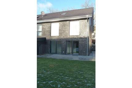 *Eine Oase zum Wohlfühlen* - Großzügige Doppelhaushälfte mit Terrasse, Garten und Garage in HER-Baukau - Herne Baukau-Ost