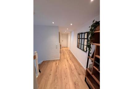 Freundliche und großzügige Wohnung - Schmallenberg