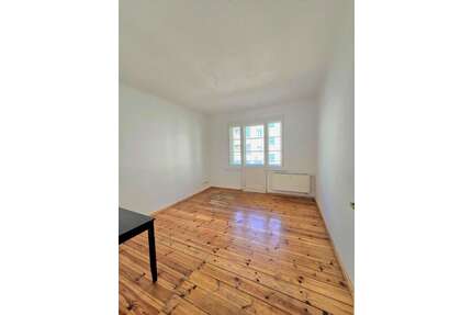 Wohnung zum Kaufen in Berlin 195.000,00 € 51.49 m²