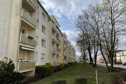 schöne 3-Raum Wohnung mit Balkon auf dem Görden - Brandenburg an der Havel