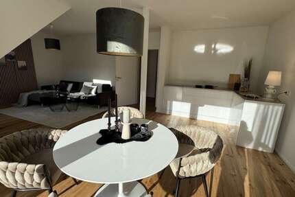 Wohnung zum Kaufen in Deckenpfronn 599.000,00 € 104.63 m²