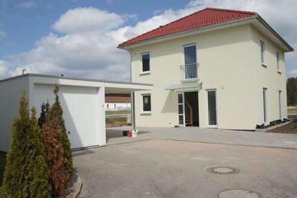 Haus zum Mieten in Titisee - Neustadt 1.600,00 € 133.89 m²