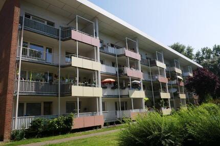 Charmante 2,5 Raum-Wohnung mit großem Balkon - Duisburg Rheinhausen