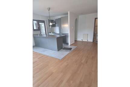 Wohnung zum Kaufen in Stuttgart 265.000,00 € 64 m²