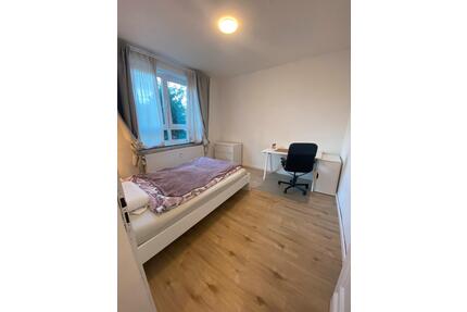 Möblierte gemütliche 1-Zimmer-Wohnung ab 01.04 frei - Aachen Aachen-Mitte