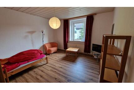 Zimmer in Doppelapartment (2) - 250,00&nbsp;EUR Kaltmiete, ca.&nbsp; 21,00&nbsp;m&sup2; in Coburg (PLZ: 96450)