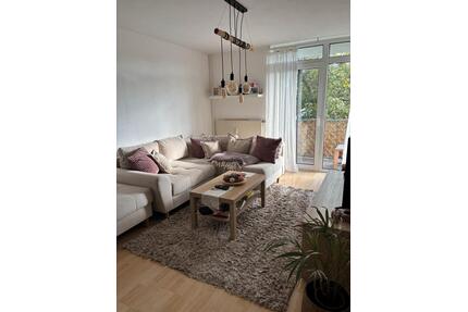 Helle 2-Zimmer-Wohnung mit Balkon und Tiefgaragenstellplatz in Gö - Göttingen Grone
