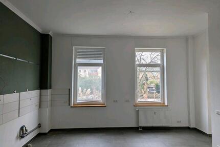 Wohnung mit eigenem Garten - 1.310,00&nbsp;EUR Kaltmiete, ca.&nbsp; 120,00&nbsp;m&sup2; in Halle (PLZ: 33790)