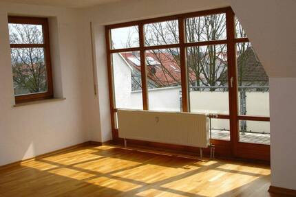 Helle 2 12 - Zimmer-Wohnung in LA-West - Landshut
