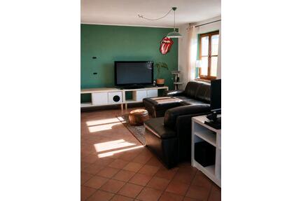 Mietwohnung ab 01.07.2026 - 650,00&nbsp;EUR Kaltmiete, ca.&nbsp; 104,00&nbsp;m&sup2; in Neunburg vorm Wald (PLZ: 92431)