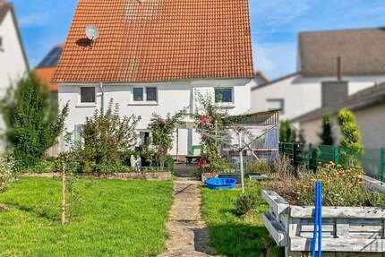 Haus zum Kaufen in Brakel 149.000,00 € 157 m²