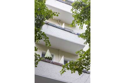 Wohnung zum Kaufen in Berlin 229.000,00 € 56.82 m²
