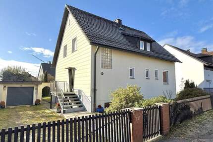 charmantes Wohnhaus in ruhiger Lage - Vohenstrauß Altenstadt