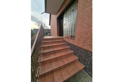 4 Zimmer Wohnung + Terrasse + Garten zu vermieten - Hambühren