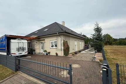 Haus zum Kaufen in Bohmte 450.000,00 € 225 m²